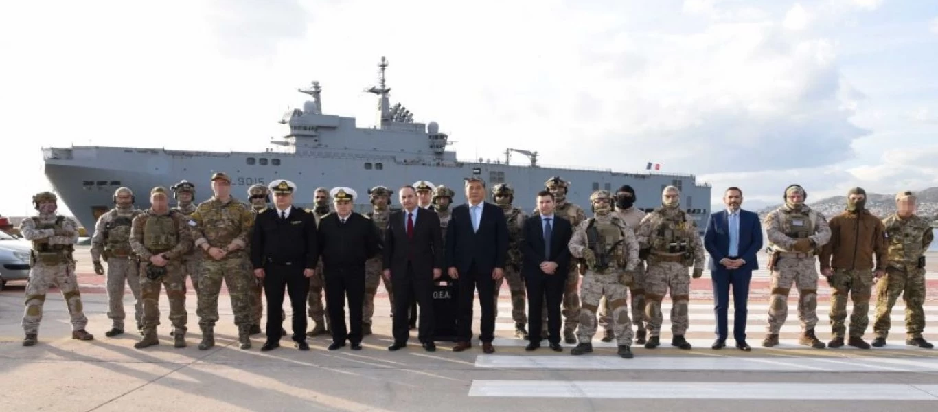 Επίδειξη αντιτρομοκρατικής επιχείρησης από κλιμάκιο ειδικών αποστολών του λιμενικού - Εντυπωσιακά πλάνα (βίντεο)